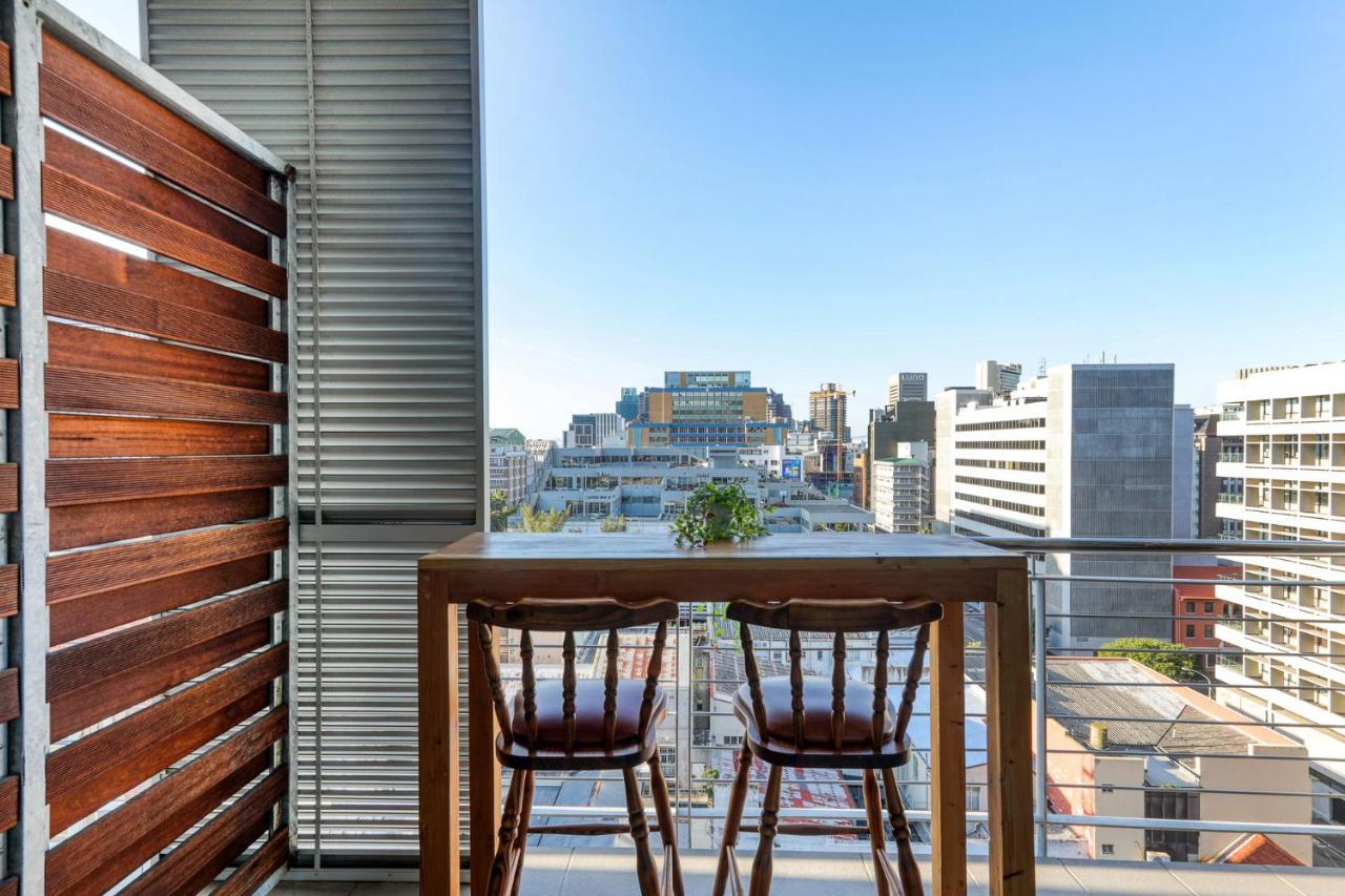 Backup-power Elegant Ny Balcony